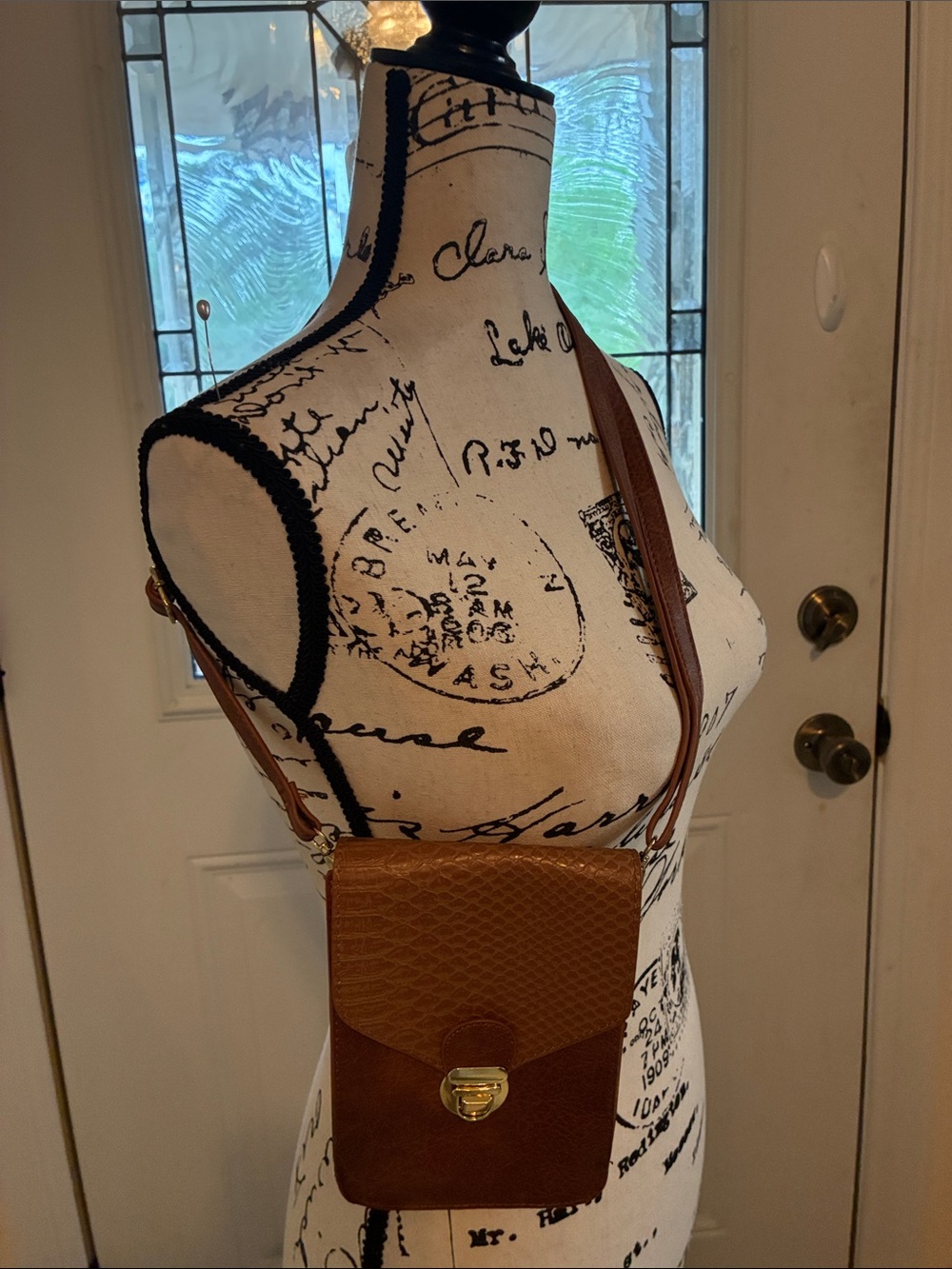 NWOT Tags- Textured Brown Leather Crossbody with Gold-Tone Clasp